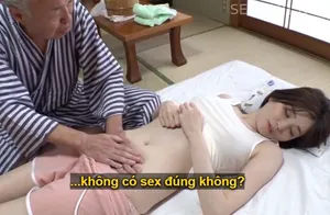 Vợ sắp cưới của con trai bị đau nhức nhờ bố gã chồng có nghề mát-xa mát xa và cái kết